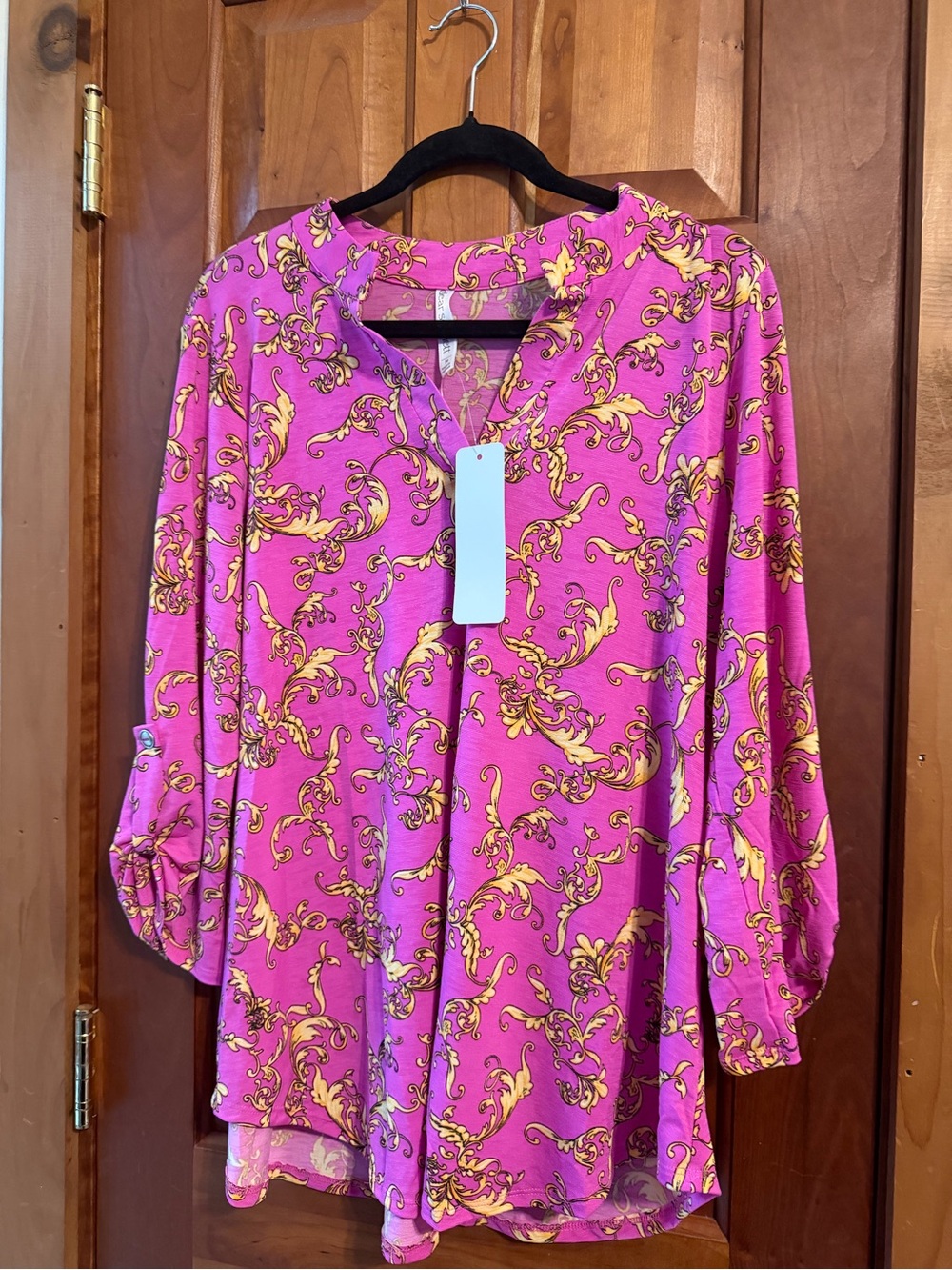 Dear Scarlett Women's Pink Scroll-Print V-Neck Blouse - Picture 4 of 7